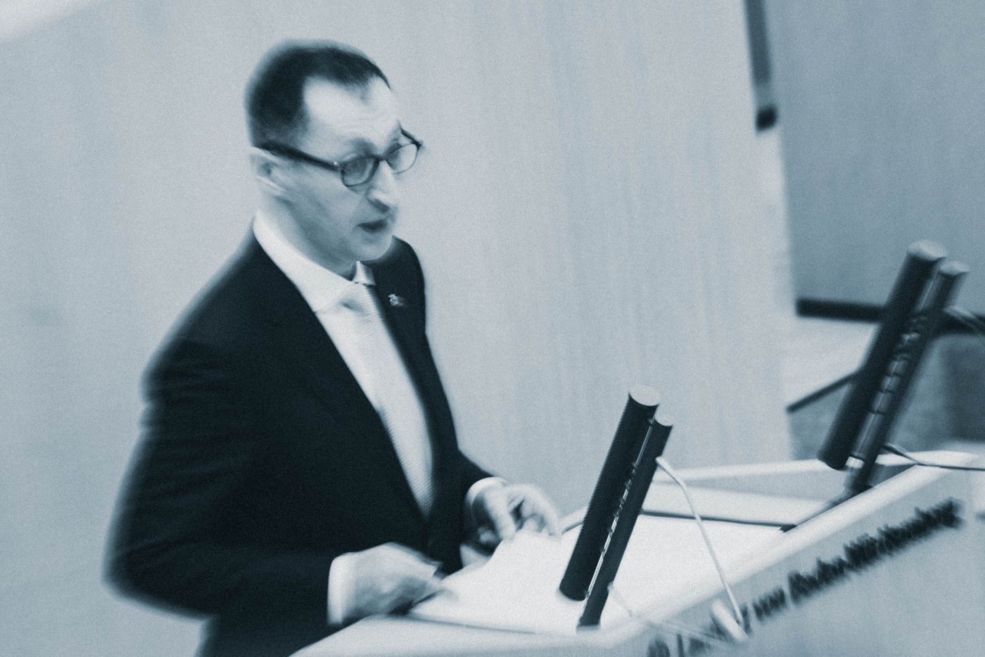 2026-05-13_c-marcel-ditrich_plenum-web_005